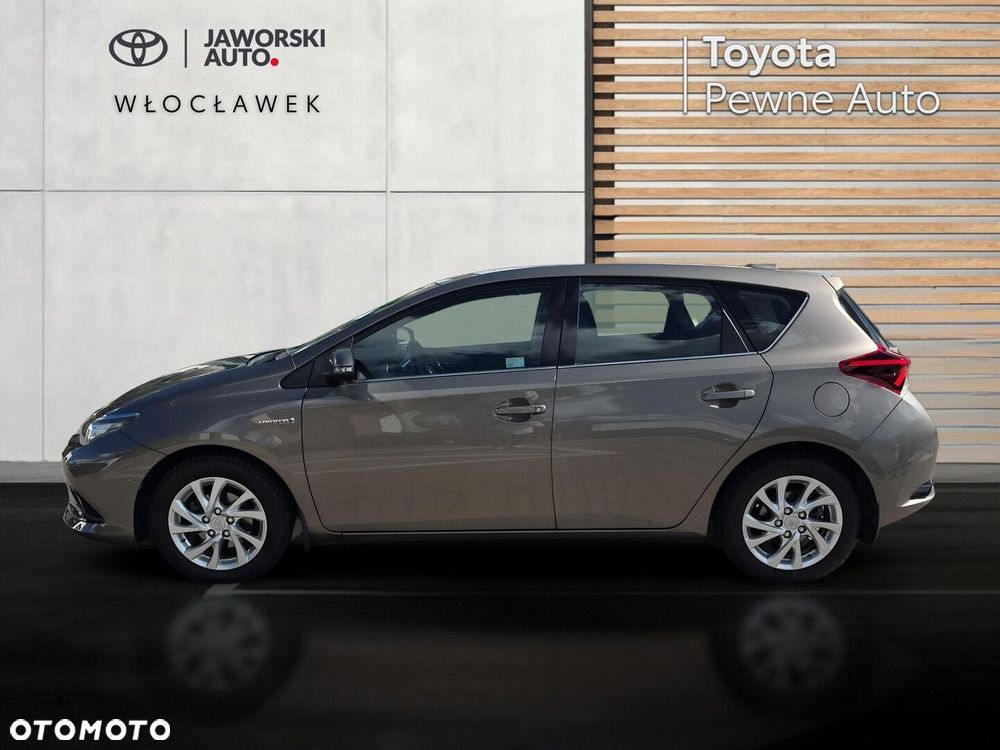 Toyota Auris Hybrid 135 Premium - 2