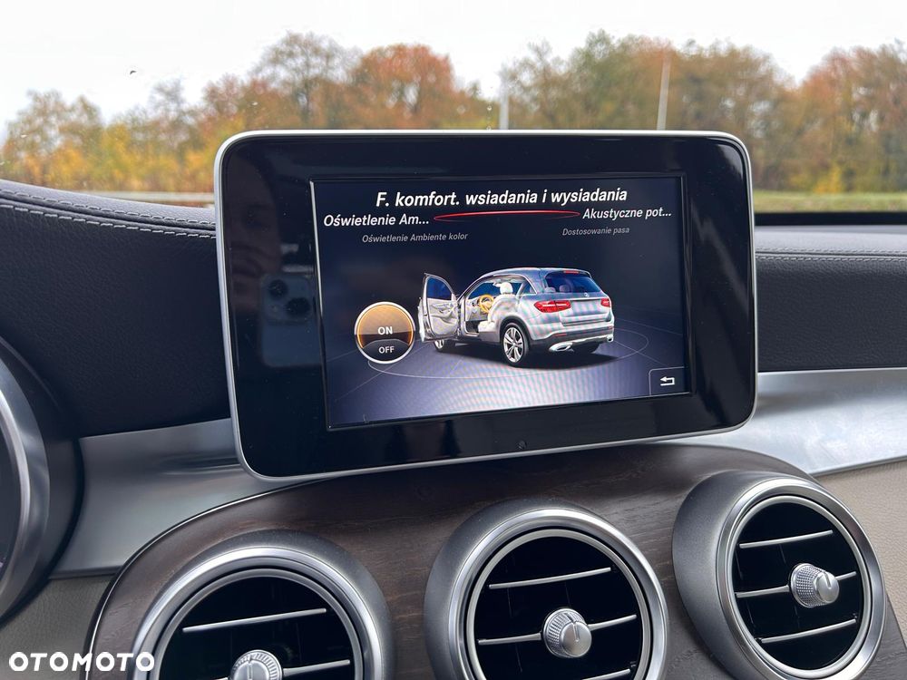 Mercedes-Benz GLC 220 d 4Matic 9G-TRONIC - 39
