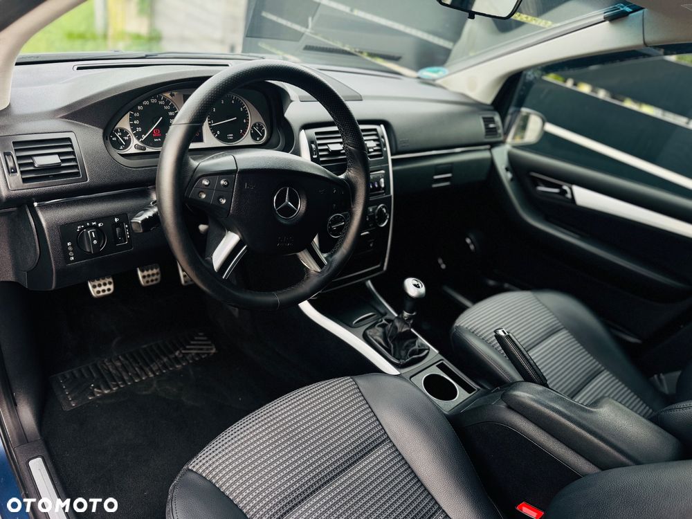 Mercedes-Benz Klasa B 200 Special Edition - 8