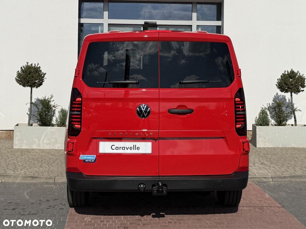 Volkswagen Caravelle - 8