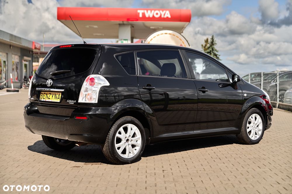 Toyota Corolla Verso - 20