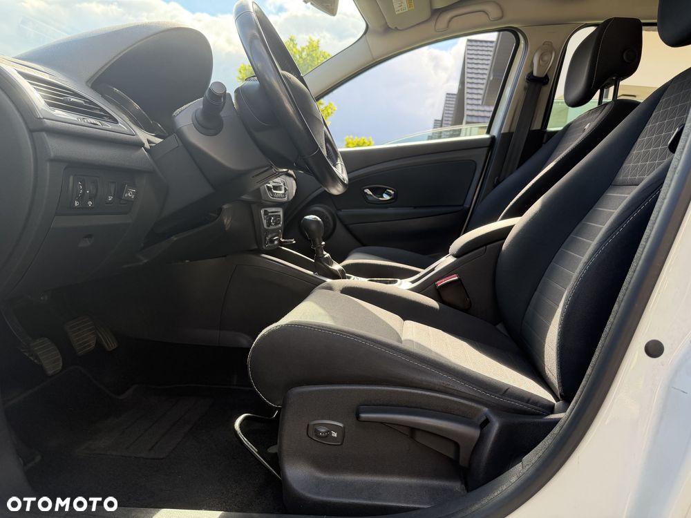Renault Megane 1.6 16V Limited - 10