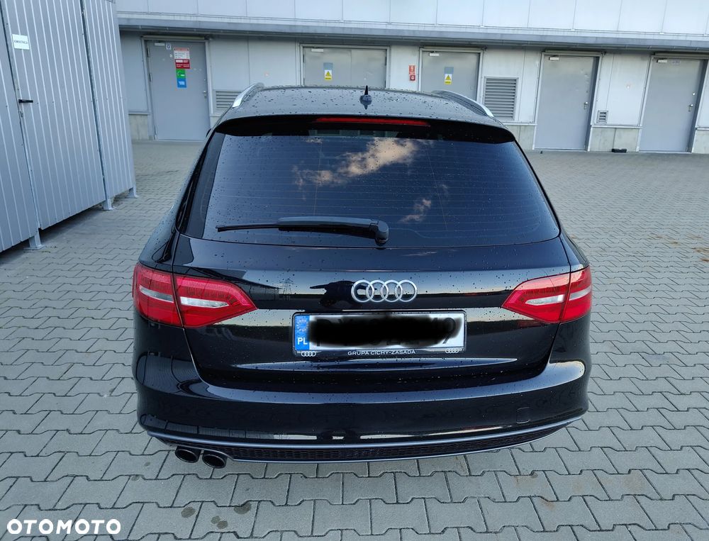Audi A4 Avant 2.0 TDI DPF S line Sportpaket - 11