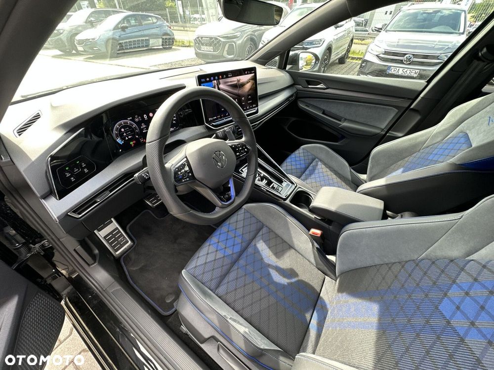 Volkswagen Golf Variant - 10