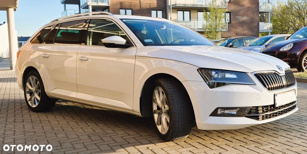 Skoda Superb 1.8 TSI Ambition DSG - 4