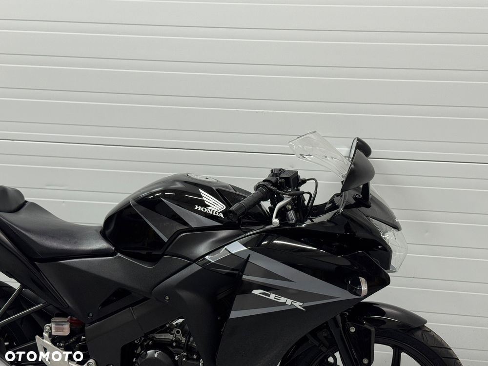 Honda CBR - 7