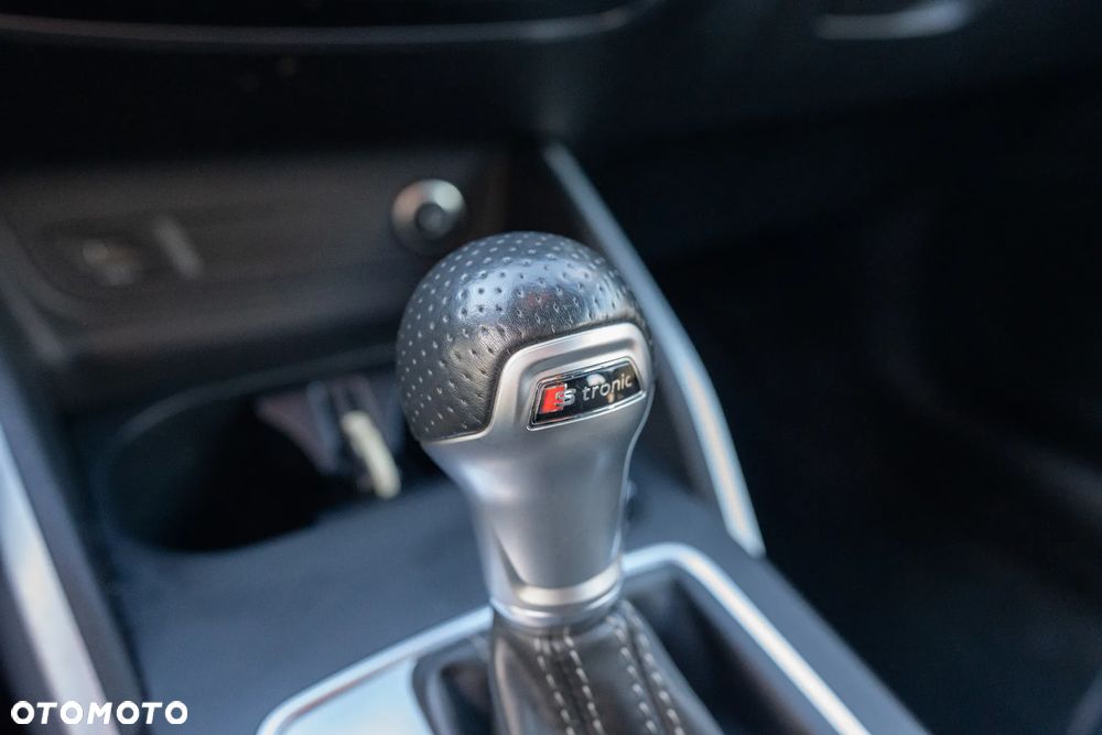 Audi Q2 35 TFSI S tronic S line - 17