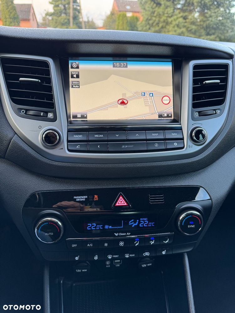 Hyundai Tucson 2.0 CRDi 4WD Automatik Style - 18