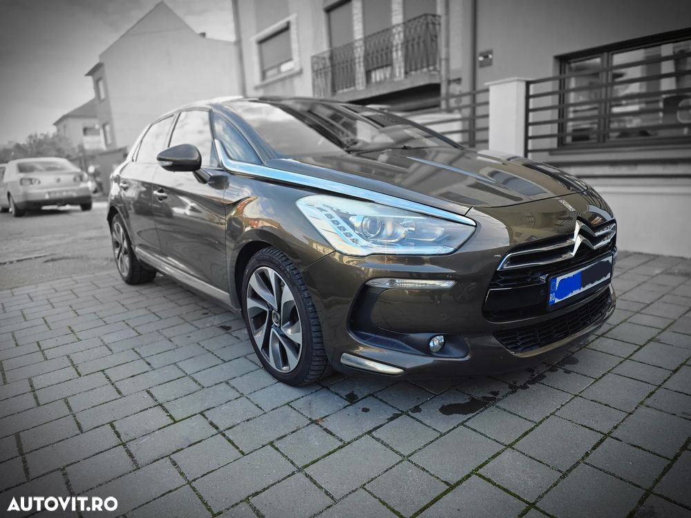 Citroën DS5 HDi 165 Aut. SportChic - 3