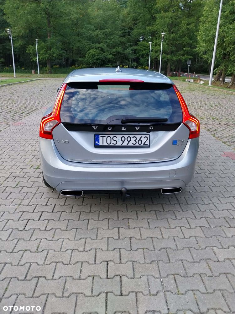Volvo V60 D5 AWD R-Design Summum - 2