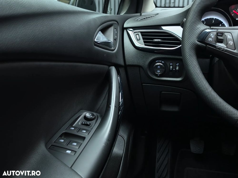 Opel Astra 1.6 BiTurbo D Start/Stop Business - 23