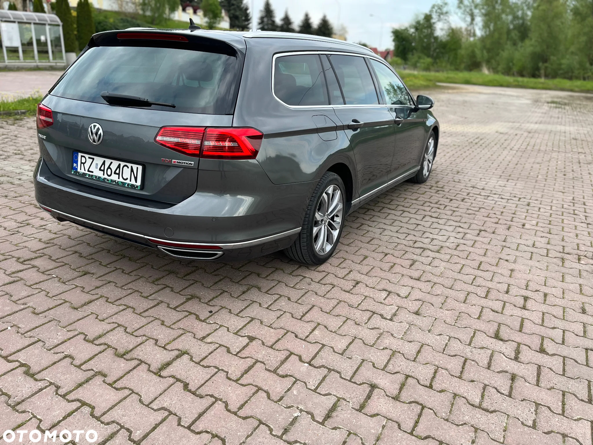 Volkswagen Passat - 6