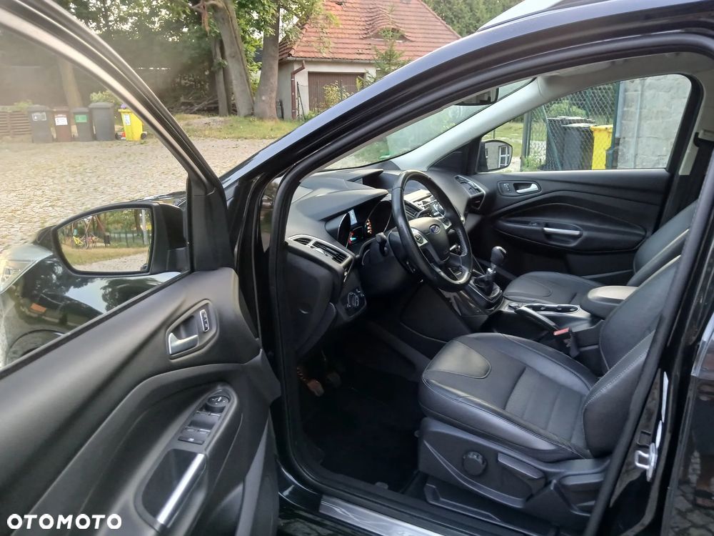 Ford Kuga - 20