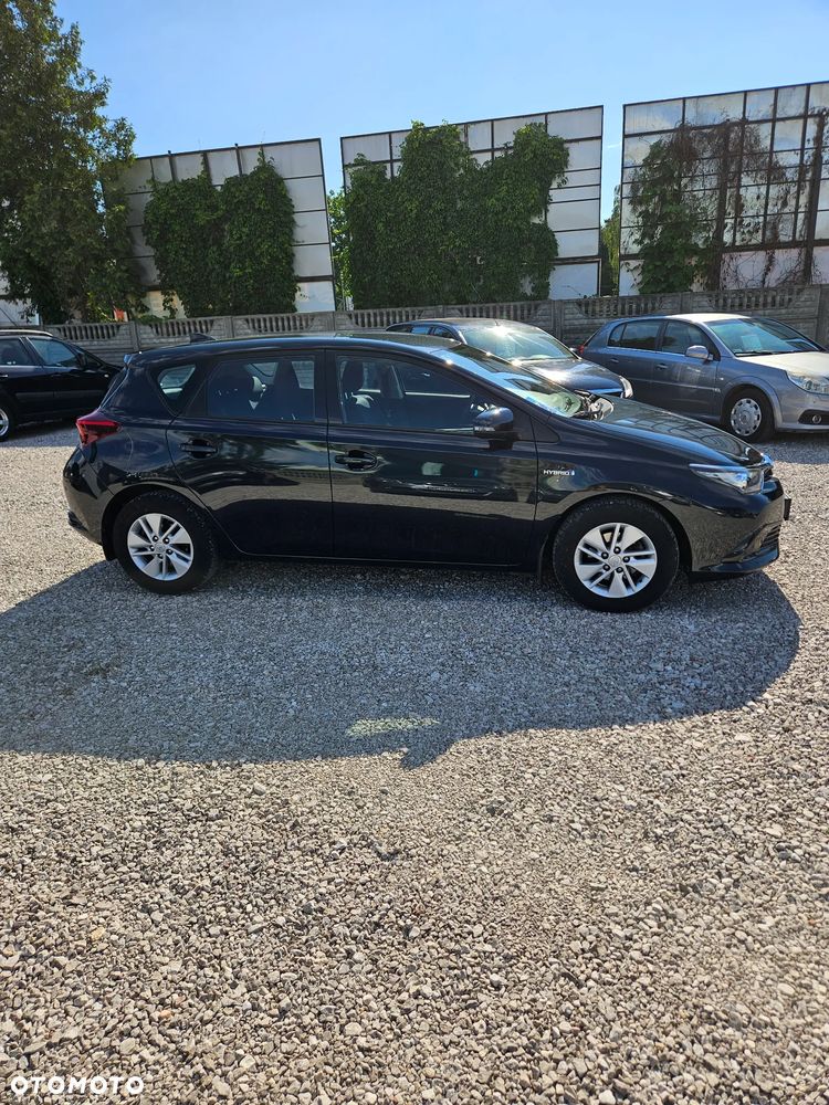 Toyota Auris 1.8 HSD Luna - 10