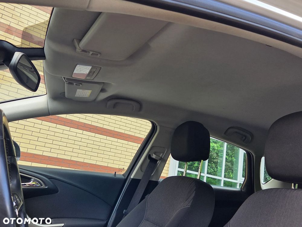 Opel Astra 1.6 Active - 22