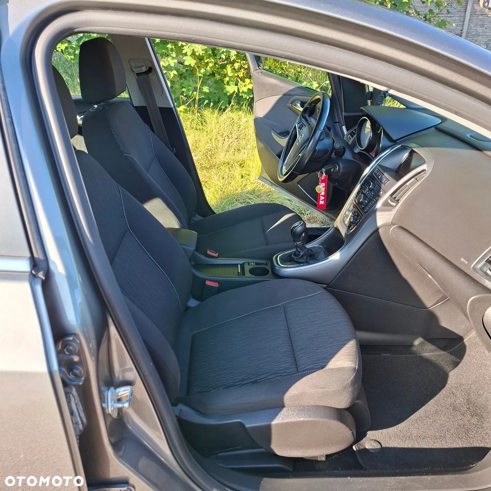 Opel Astra - 10