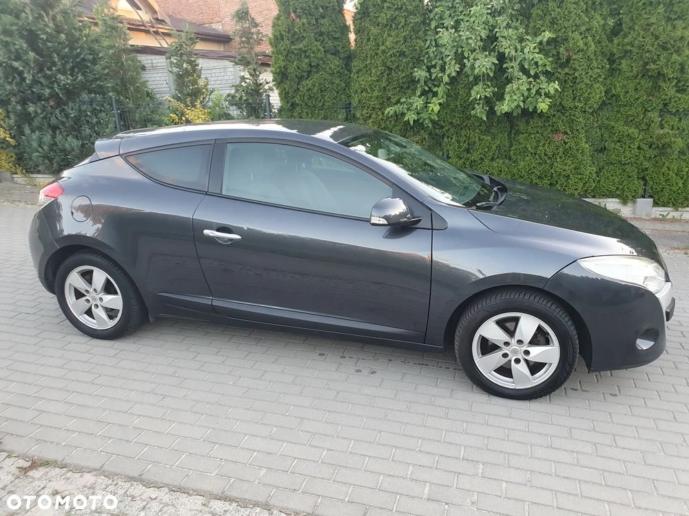Renault Megane 1.6 16V Dynamique - 4