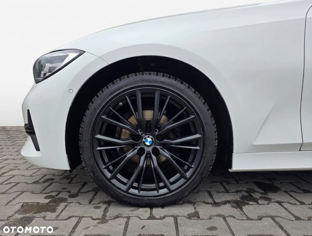 BMW Seria 3 318d Advantage - 11