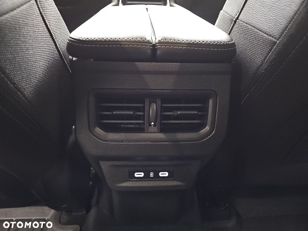 Renault Austral 1.3 TCe mHEV Techno - 31