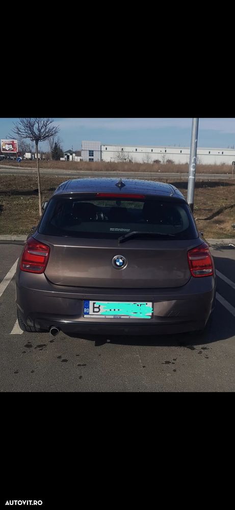 BMW Seria 1 118d Sport Line - 12