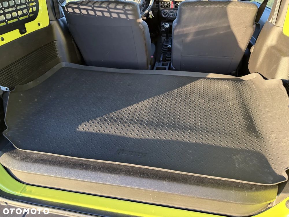 Suzuki Jimny 1.5 Elegance - 14