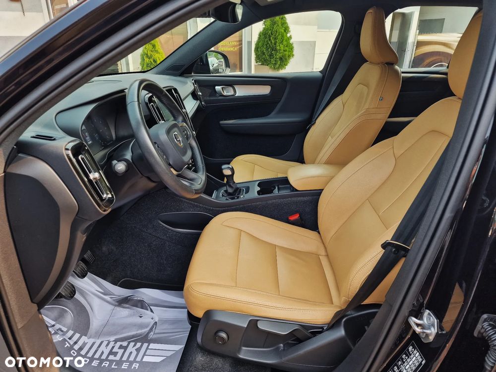 Volvo XC 40 D3 Momentum Pro - 18