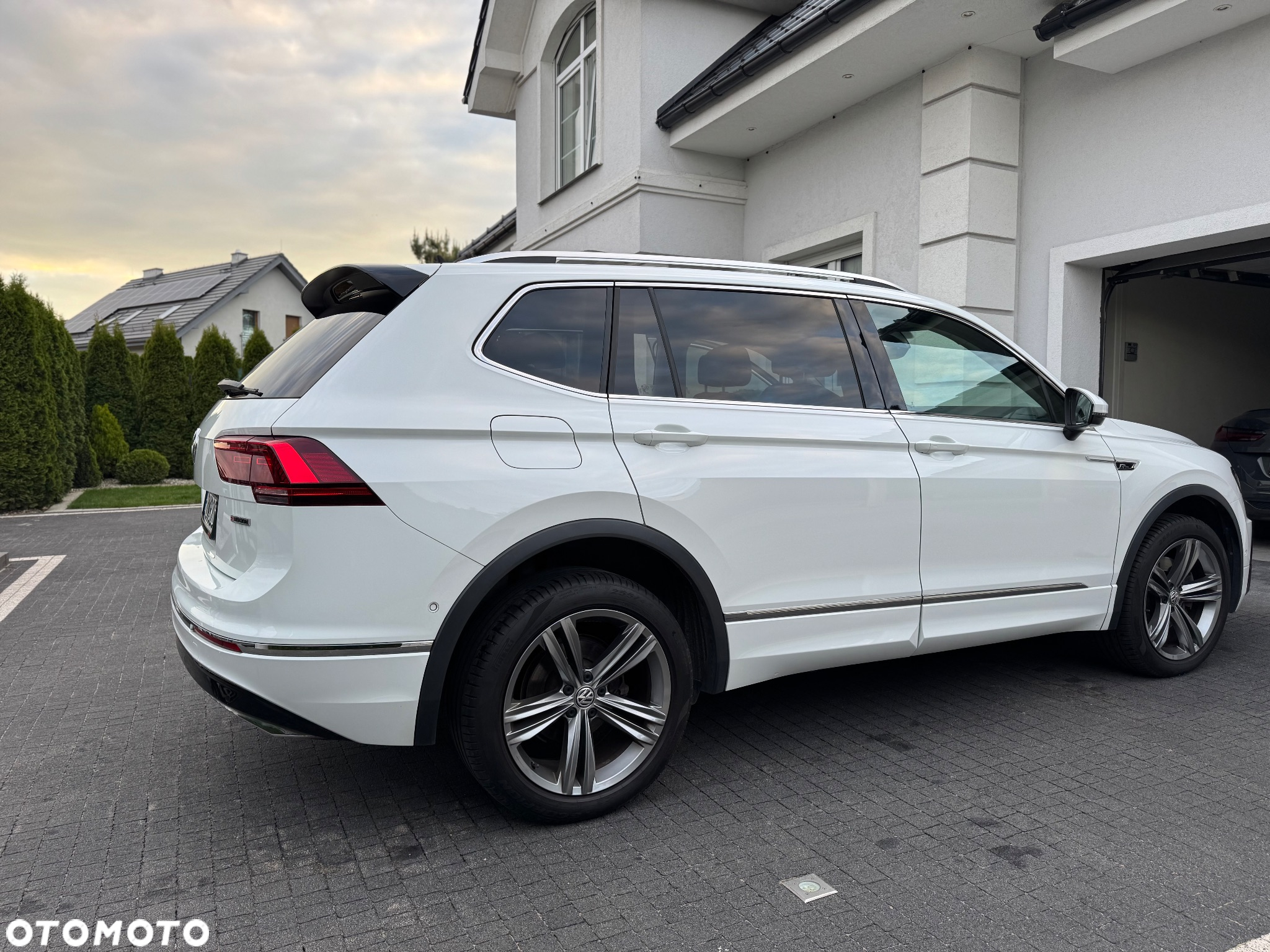 Volkswagen Tiguan Allspace 2.0 TDI 4Mot SCR Highline DSG - 4