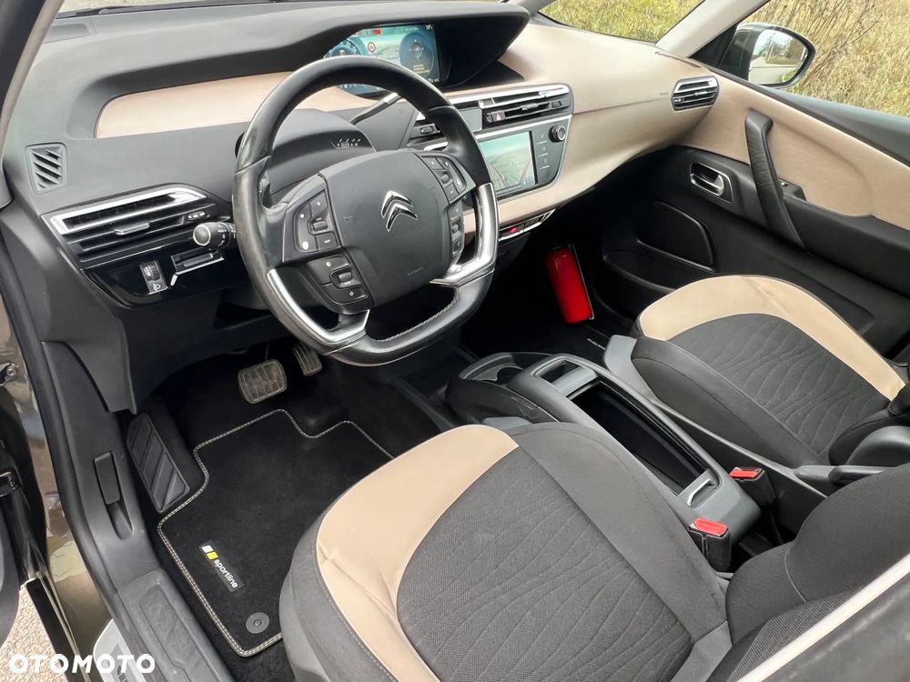 Citroën C4 Grand Picasso - 21