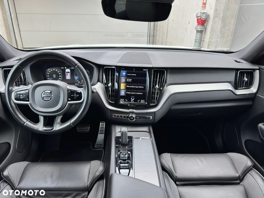 Volvo XC 60 B4 D AWD R-Design - 10