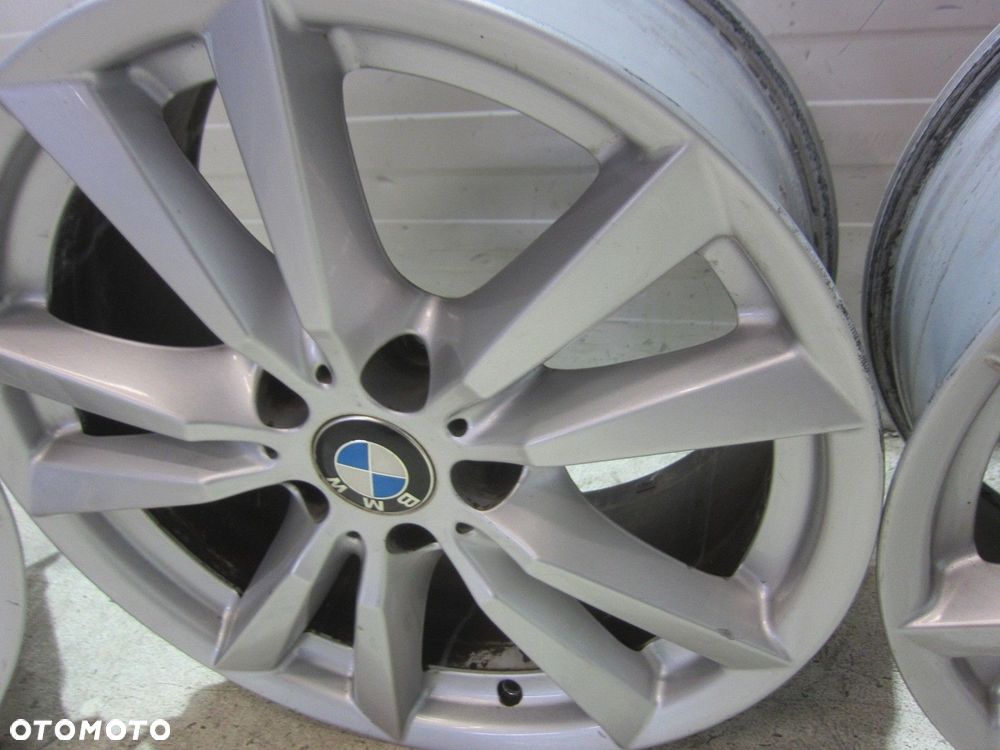 BMW X5 F15 FELGI ALUMINIOWE 8.5JX18 ET46 ORYGINAŁ 36116853952 - 8