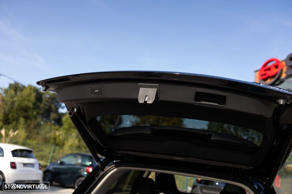 MG EHS 1.5 T-GDI Plug-in Hybrid Luxury - 36
