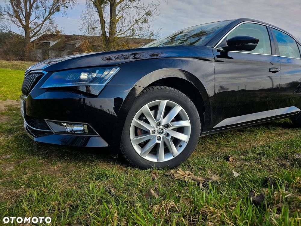 Skoda Superb 2.0 TDI 4x4 Style DSG - 7