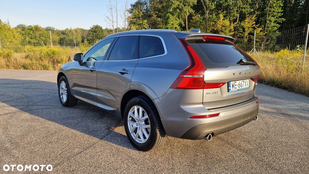 Volvo XC 60 T4 Momentum Pro - 3