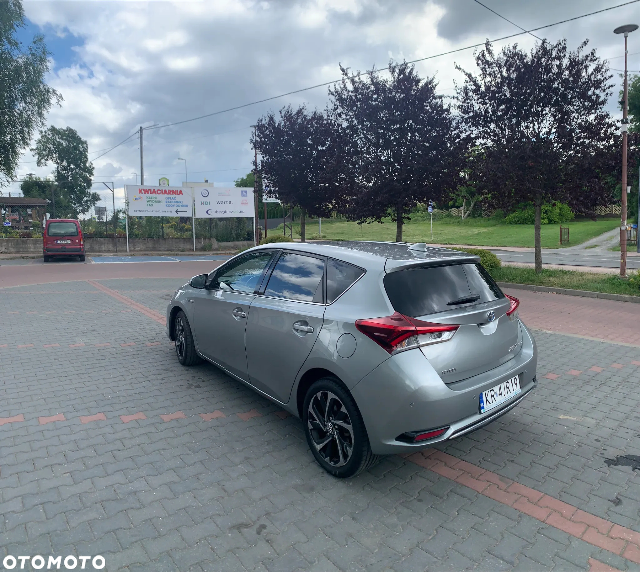 Toyota Auris Hybrid 135 Active - 5