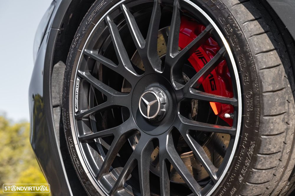 Mercedes-Benz C 63 AMG S - 10