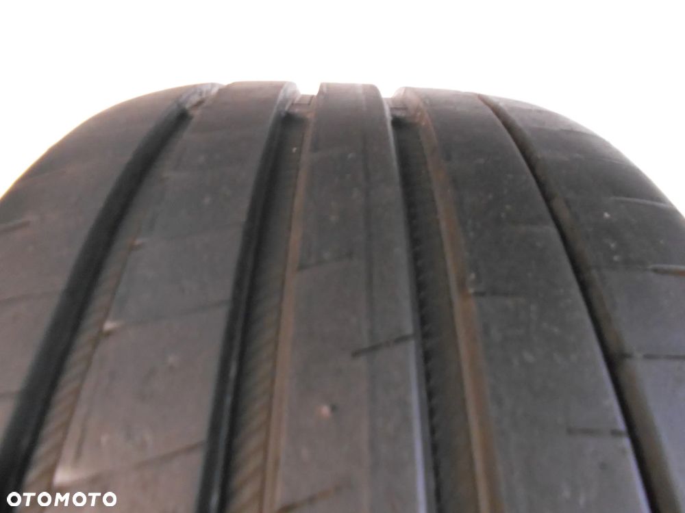 OPONA POJEDYNKA 225/40R18 GOODYEAR EAGLE F1 ASYMMETRIC 5 AO DOT 2320 8MM - 2