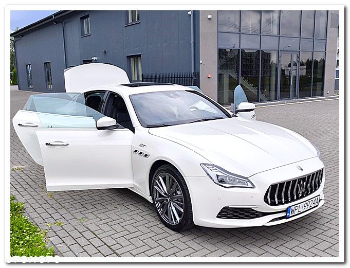 Maserati Quattroporte S - 16