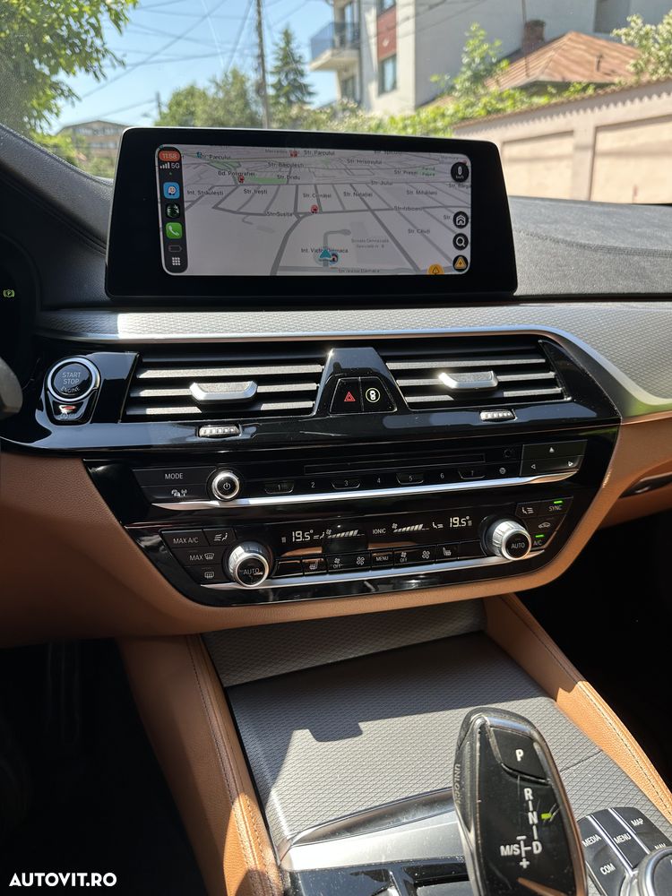 BMW Seria 5 520d xDrive AT - 6