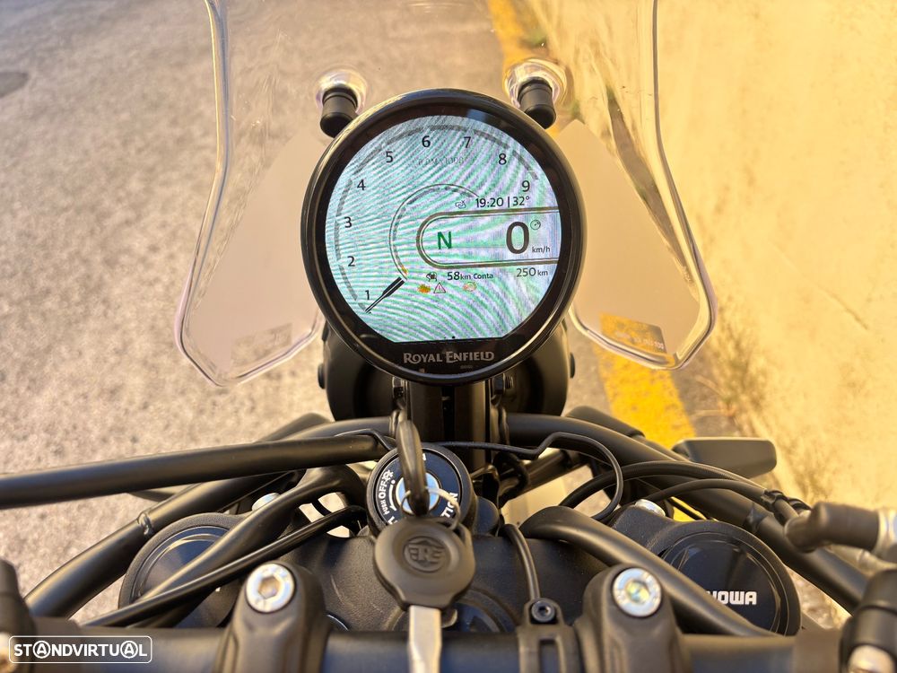 Royal Enfield Himalayan 450 - 4