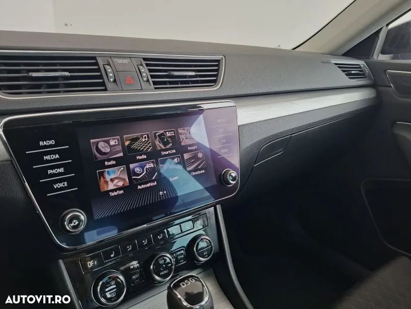 Skoda Superb 2.0 TDI DSG Ambition - 19