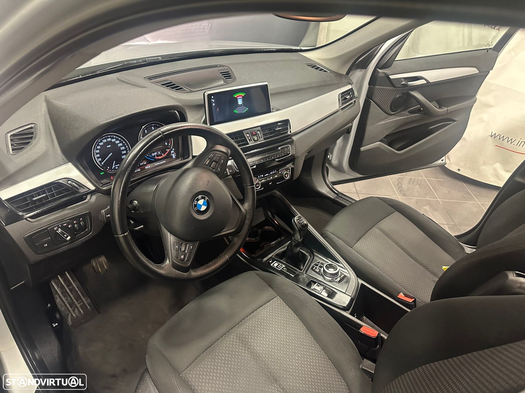 BMW X1 16 d sDrive Advantage - 46