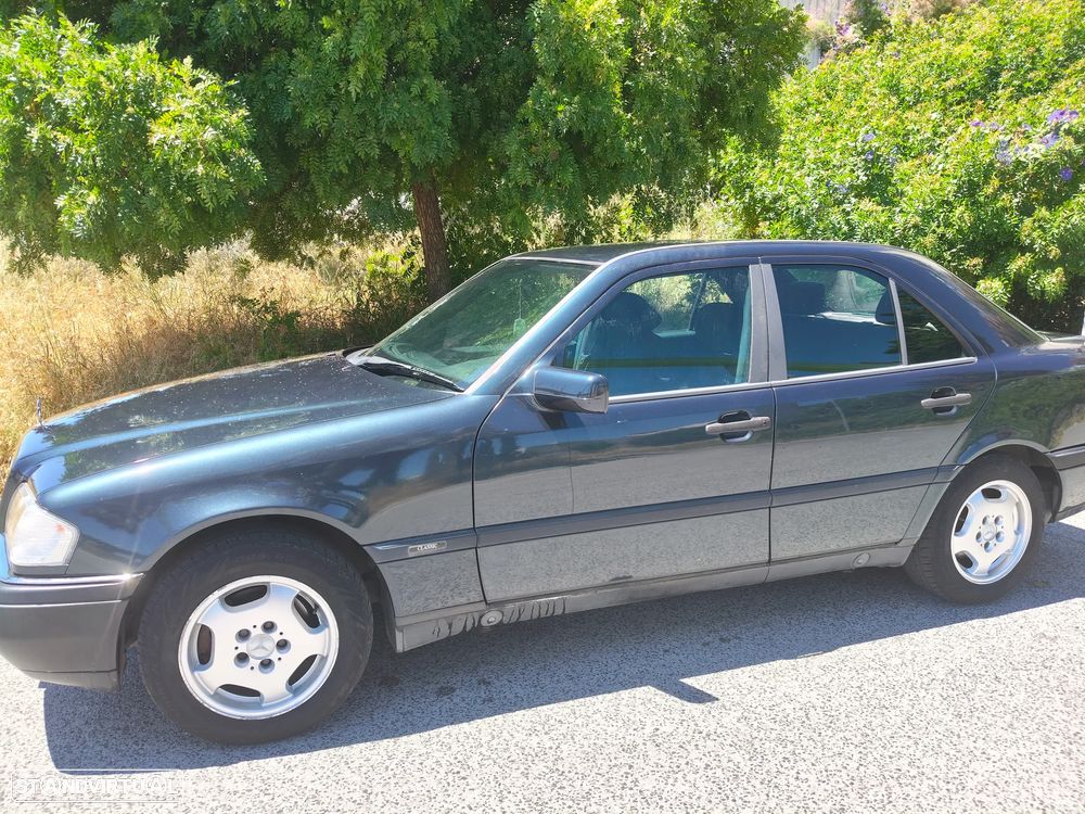 Mercedes-Benz C 250 - 4