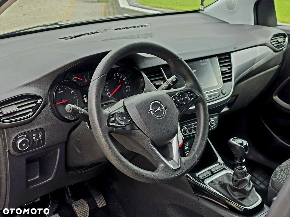 Opel Crossland X - 14