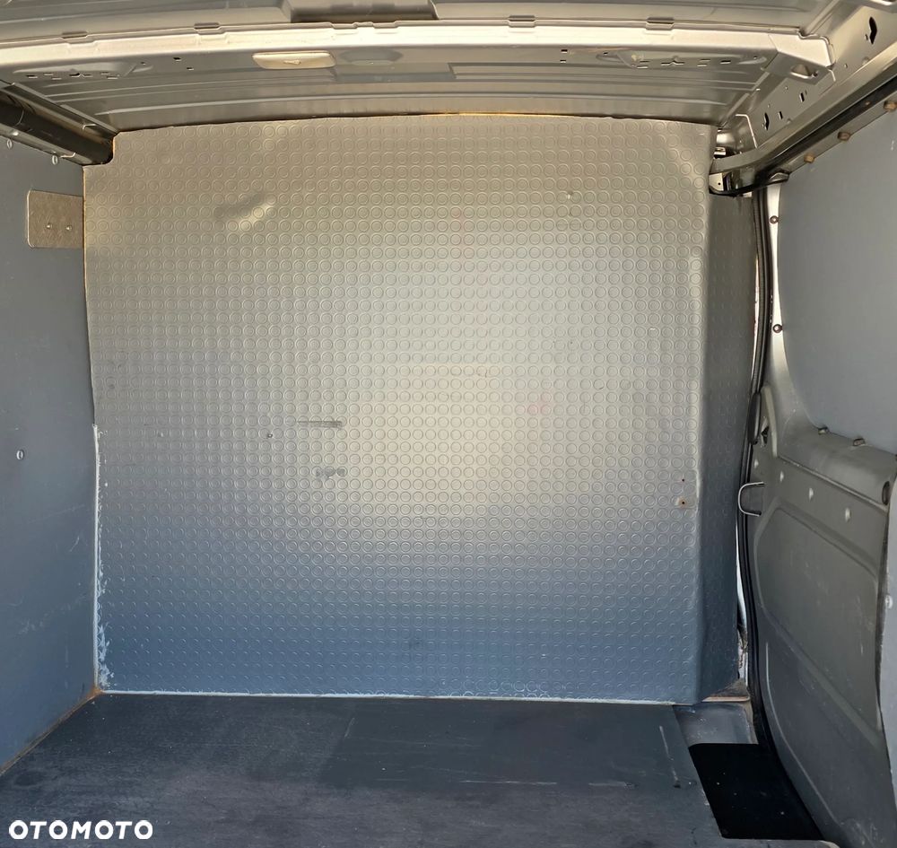Renault TRAFIC - 20