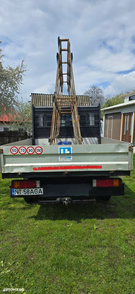 Mercedes-Benz Sprinter - 3