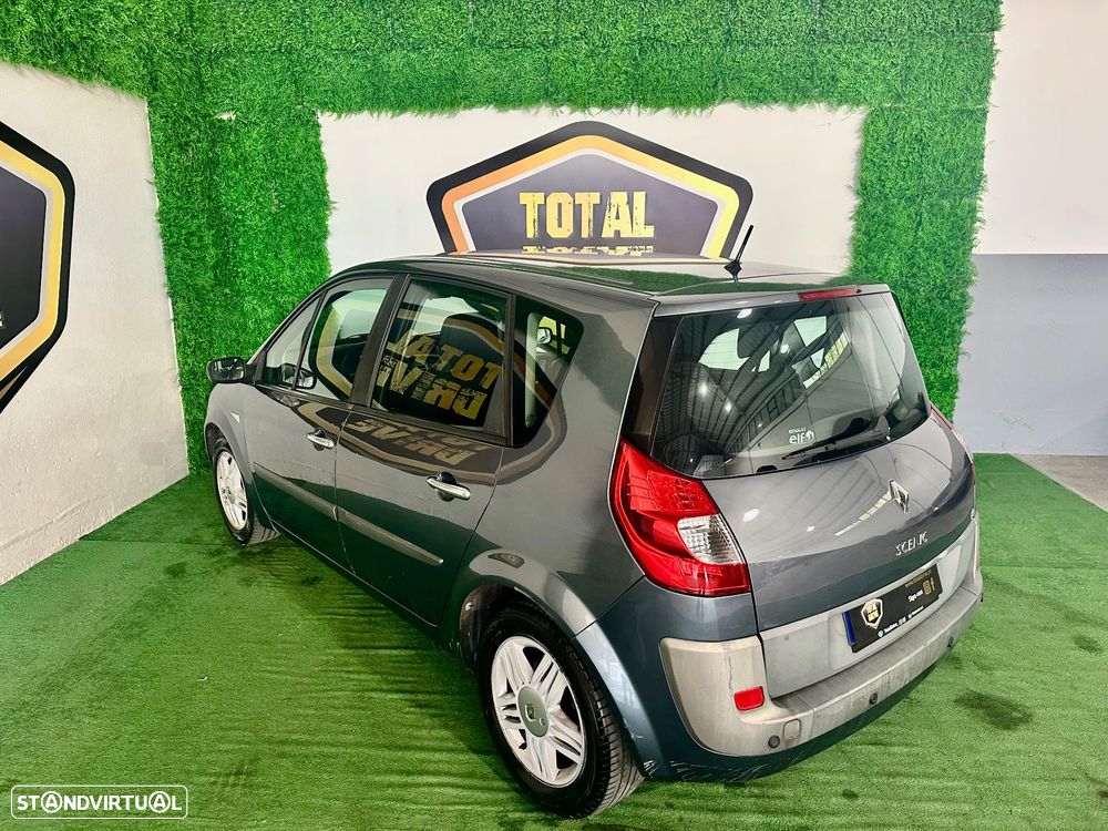 Renault Scénic 1.9 dCi FAP Dynamique - 2