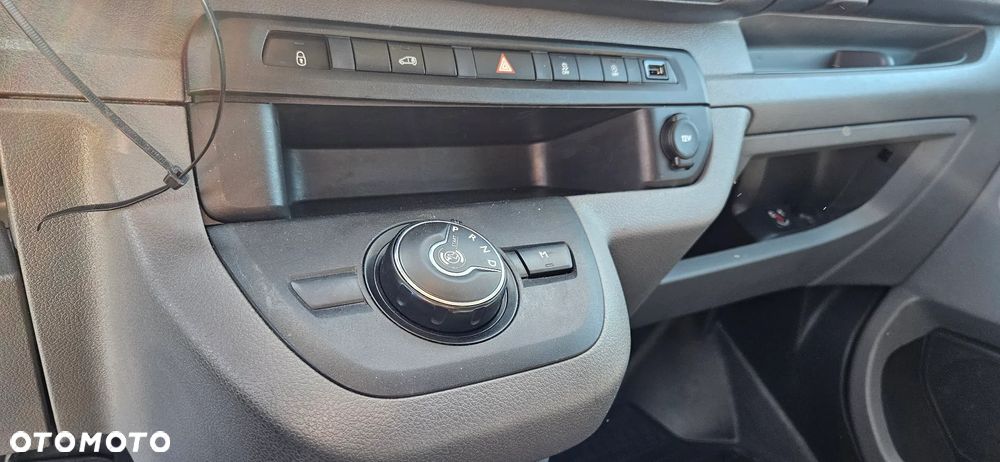 Opel Vivaro - 15