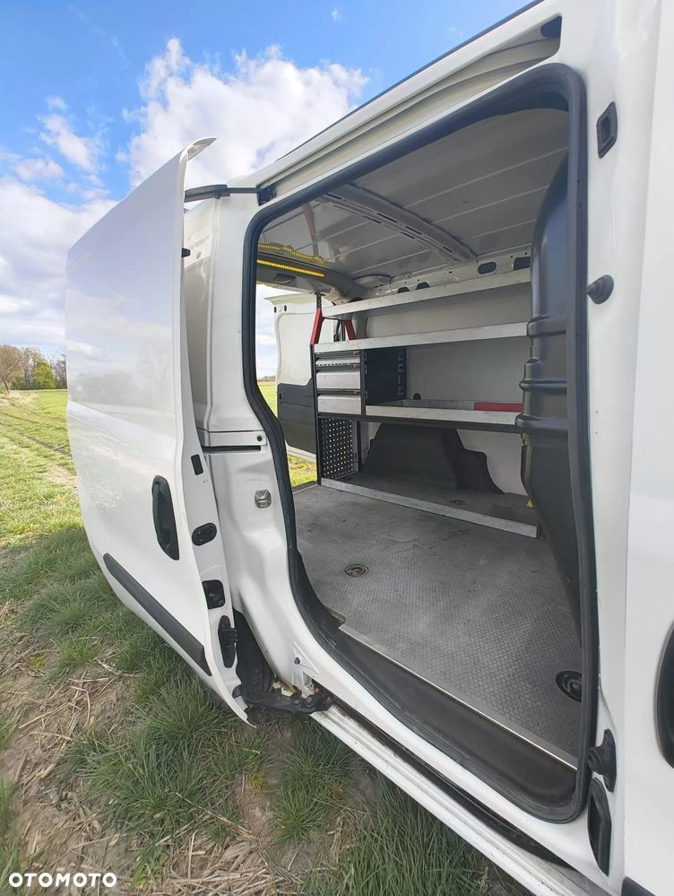 Fiat DOBLO - 11