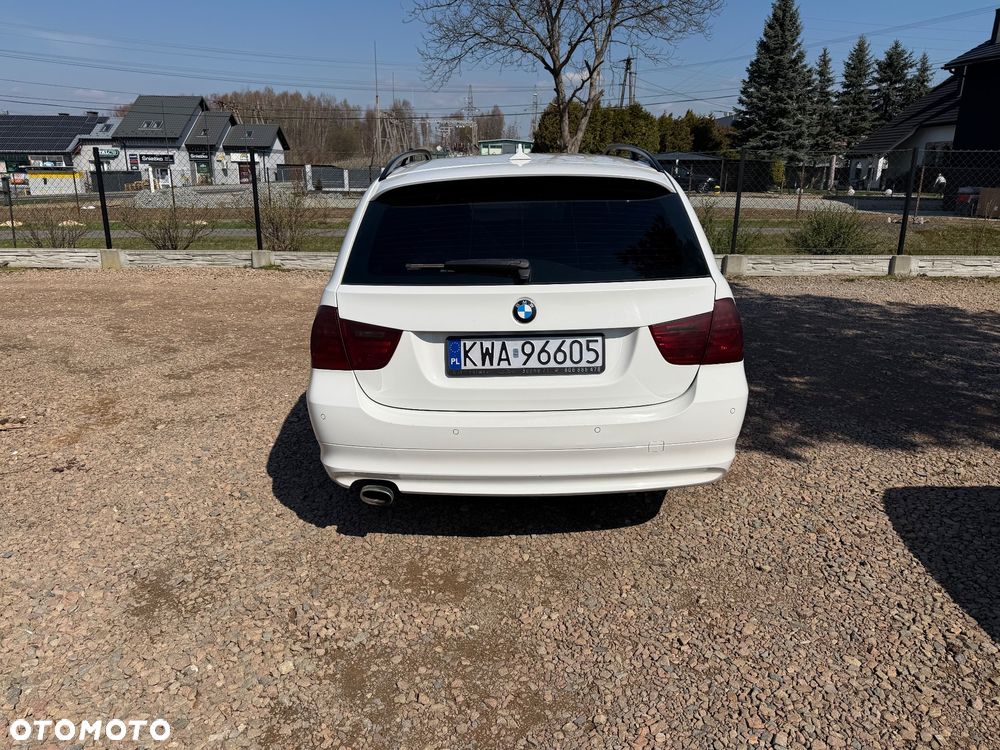 BMW Seria 3 320d xDrive - 6