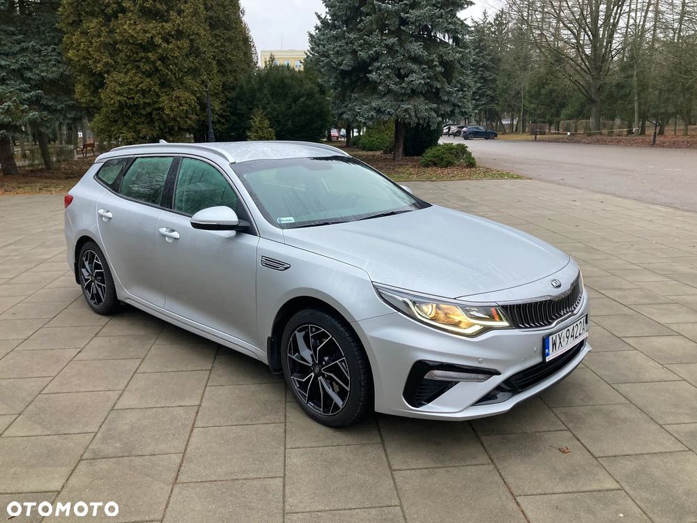 Kia Optima 2.0 M - 10